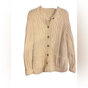 Hand knitted vintage cardigan size L/XL -damage